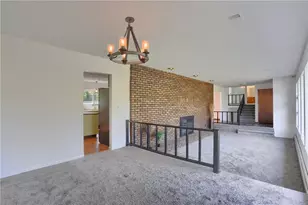 212 Ridgeway Dr, Economy, PA 15005 - Photo 11