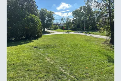 3767 Evergreen Dr, Monroeville, PA 15146 - Photo 3