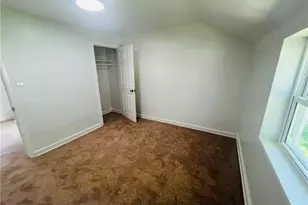 543 Burton Dr, Pittsburgh, PA 15235 - Photo 19