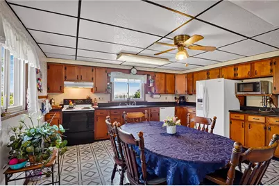 1439 W Wylie Ave, Canton Township, PA 15301 - Photo 11