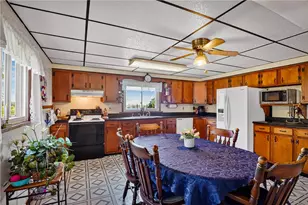 1439 W Wylie Ave, Canton Township, PA 15301 - Photo 11