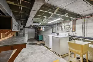 1370 Charlotte Ave, Rochester, PA 15074 - Photo 29