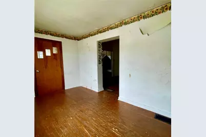 315 Spruce St, Vandergrift, PA 15690 - Photo 5