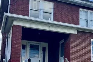 315 Spruce St, Vandergrift, PA 15690 - Photo 3