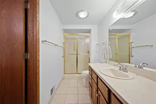 806 Magnolia Ct, Saxonburg Boro, PA 16056 - Photo 17