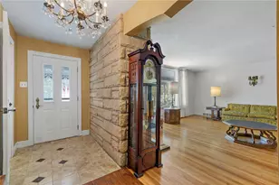 1252 Sharon St, Aliquippa, PA 15001 - Photo 7