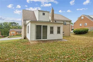 439 Regency Dr, Pittsburgh, PA 15239 - Photo 29