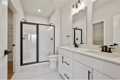 1053 Black Sands Drive, Penn Twp, PA 15644 - Photo 5