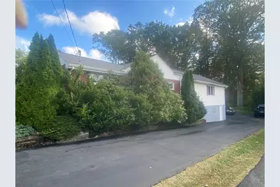 116 Turnpike Dr., Hempfield Township, PA 15642 - Photo 5