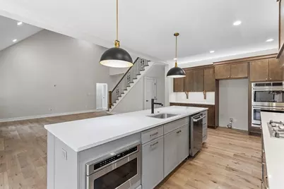 1037 Skyline Dr, Cecil, PA 15317 - Photo 13