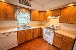 207 October Dr, Twp of But SE, PA 16002 - Photo 9