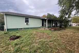 247 Manor Dr, Sugarcreek Boro, PA 16323 - Photo 11