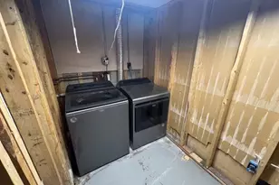 247 Manor Dr, Sugarcreek Boro, PA 16323 - Photo 19