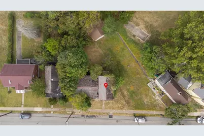 2241 Laketon Rd, Pittsburgh, PA 15221 - Photo 13