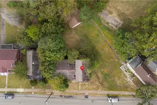 2241 Laketon Rd, Pittsburgh, PA 15221 - Photo 13