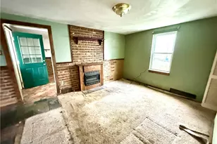 709 Darlington, Jeannette, PA 15644 - Photo 3