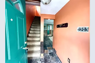 709 Darlington, Jeannette, PA 15644 - Photo 9