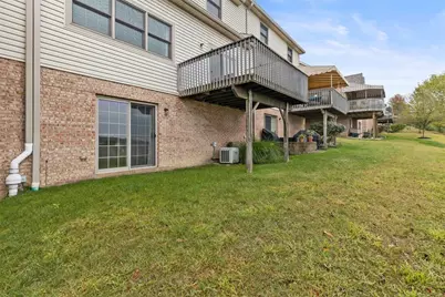 306 Woodcrest Dr, North Fayette, PA 15108 - Photo 33