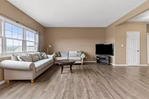 306 Woodcrest Dr, North Fayette, PA 15108 - Photo 7