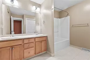 306 Woodcrest Dr, North Fayette, PA 15108 - Photo 19