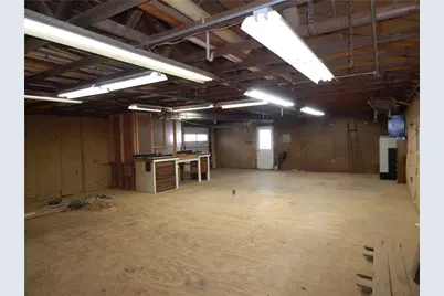 227 Aggas Rd, Center Township, PA 16061 - Photo 47