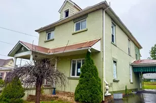 412 E Cedar, Connellsville, PA 15425 - Photo 17