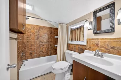 1141 Cloverfield Dr, Pittsburgh, PA 15227 - Photo 9