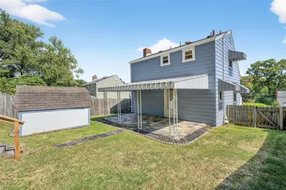 1141 Cloverfield Dr, Pittsburgh, PA 15227 - Photo 17