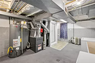 1141 Cloverfield Dr, Pittsburgh, PA 15227 - Photo 11