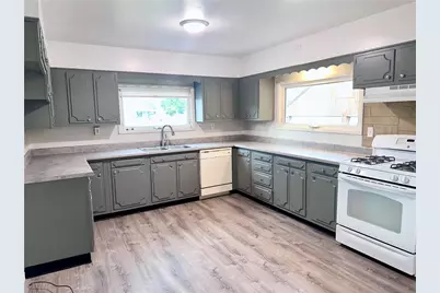 3170 Dutch Ridge Rd, Brighton Township, PA 15009 - Photo 9