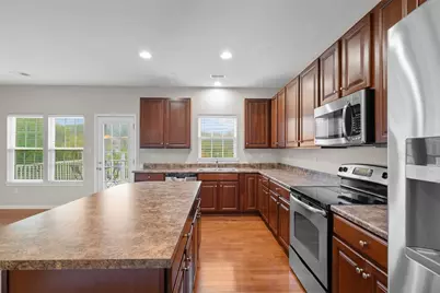 113 Maple Ridge Ct, Cecil, PA 15317 - Photo 9