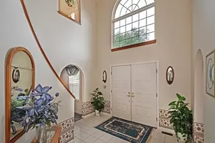 246 Jaclyn Dr, Cranberry Township, PA 16066 - Photo 3