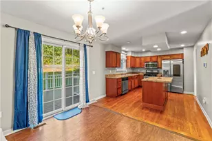 1049 Bayberry Dr, North Strabane, PA 15317 - Photo 9