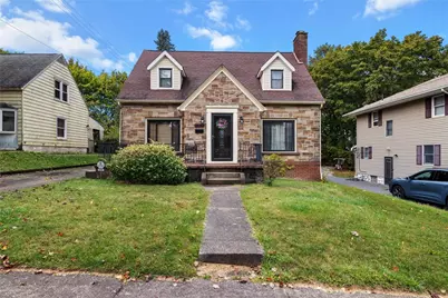 618 Park Ave, Farrell, PA 16121 - Photo 1