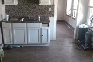 719 Spruce Ave, Sharon, PA 16146 - Photo 11