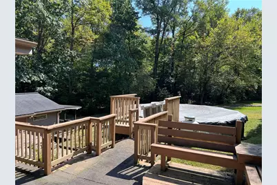 470 Donohoe Rd, Hempfield Township, PA 15601 - Photo 15