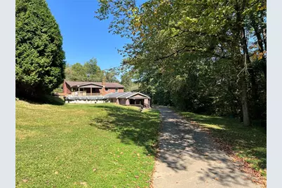 470 Donohoe Rd, Hempfield Township, PA 15601 - Photo 31