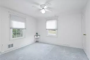 3390 Crestview Dr, Bethel Park, PA 15102 - Photo 13