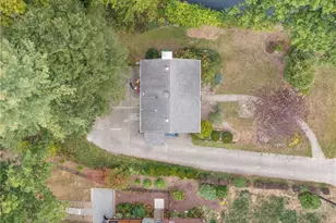 3390 Crestview Dr, Bethel Park, PA 15102 - Photo 23