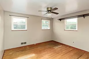 454 Marta Dr, Pittsburgh, PA 15236 - Photo 11