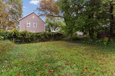 895 Alcoma St, Sharon, PA 16146 - Photo 33