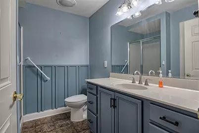 728 Glengarry Ct, Pittsburgh, PA 15239 - Photo 17