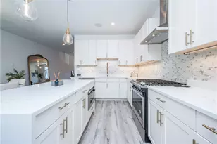 5547 Berlin Wy, Pittsburgh, PA 15201 - Photo 15