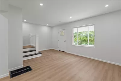 4325 Dakota St, Schenley Heights, PA 15213 - Photo 9