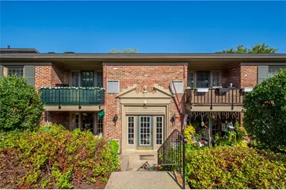 1000 Chatham Park Drive #D, Scott Township, PA 15216 - Photo 1