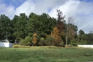 3857 Tuscany Ct, Hermitage, PA 16148 - Photo 1