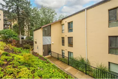 2034 Swallow Hill Rd #302, Scott Township, PA 15220 - Photo 1