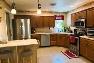 218 Stoneybrook Dr, Jefferson Township, PA 16023 - Photo 7