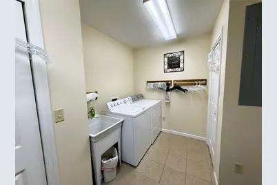 218 Stoneybrook Dr, Jefferson Township, PA 16023 - Photo 17