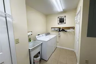 218 Stoneybrook Dr, Jefferson Township, PA 16023 - Photo 17